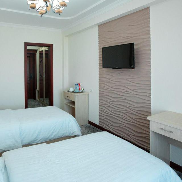 Orzu Hotel นามางกาน ภายนอก รูปภาพ